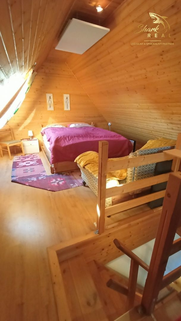 Útulná chalupa neďaleko Banskej Štiavnice