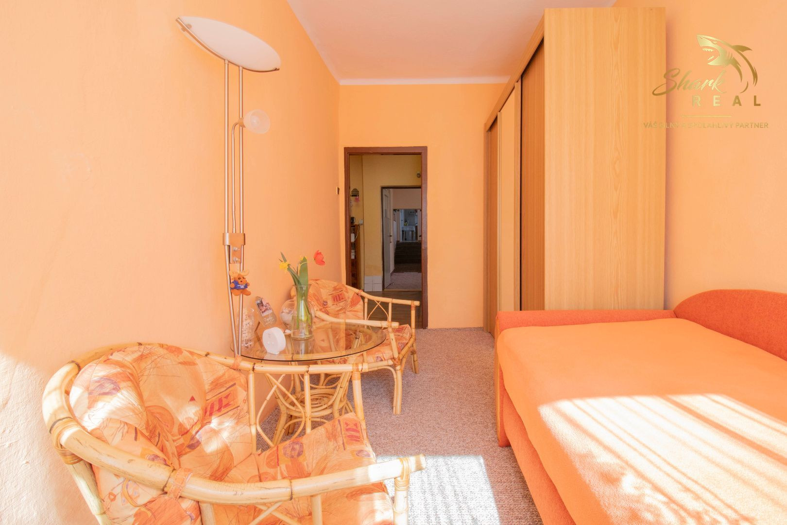 Čiastočne zrekonštruovaný dom vo výbornej lokalite s garážou