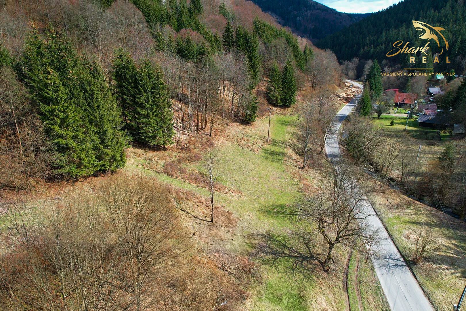 Rozľahlý pozemok v Hornej Marikovej – 15 777 m²