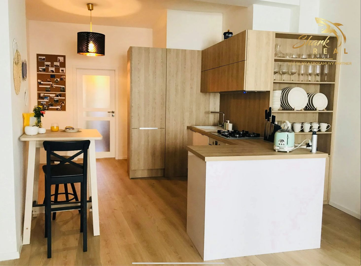 Kompletne zrekonštruovaný 3-izbový byt v Starom Meste – Heydukova ulica