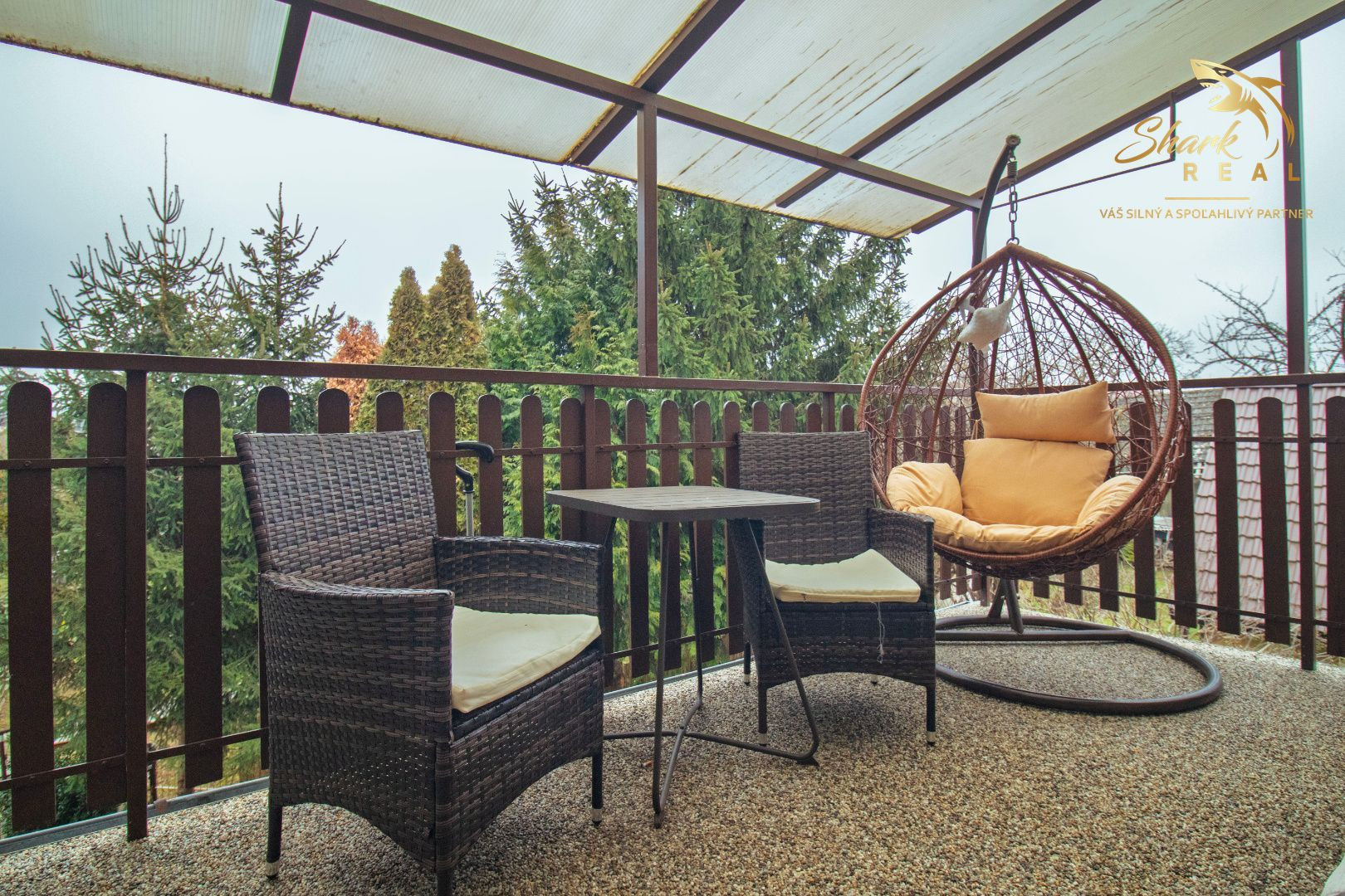 Priestranný rodinný dom v Hornej Strede s veľkým pozemkom