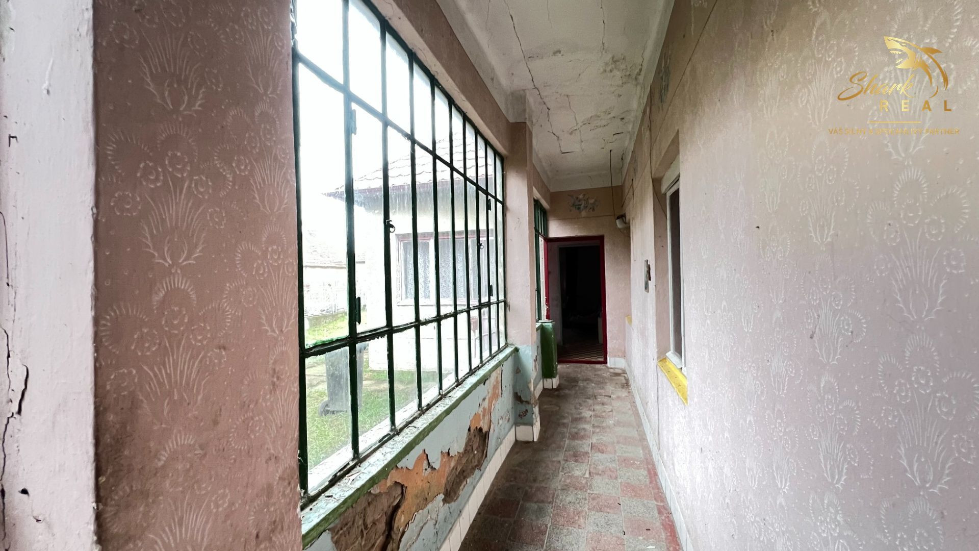 Rodinný dom s novou strechou