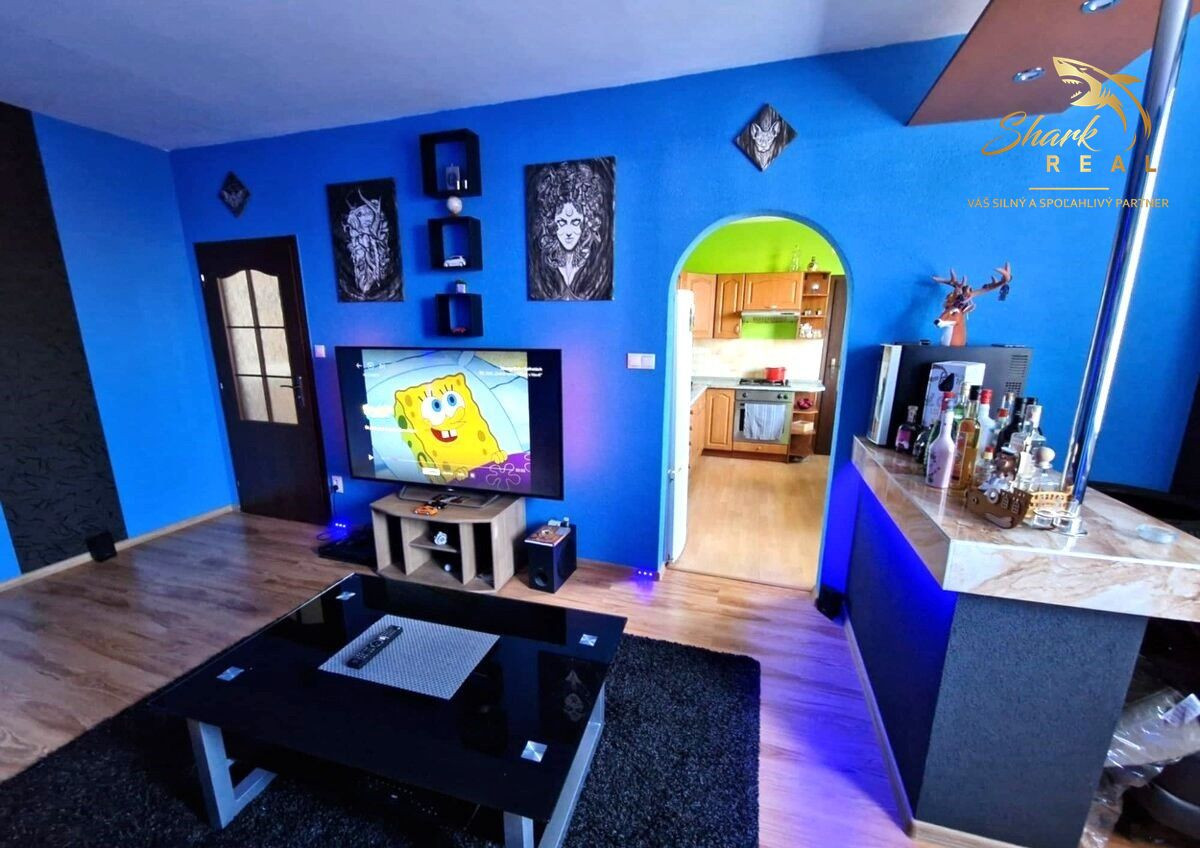 PEKNÝ 2,5 IZBOVÝ BYT -  VÝBORNÁ LOKALITA