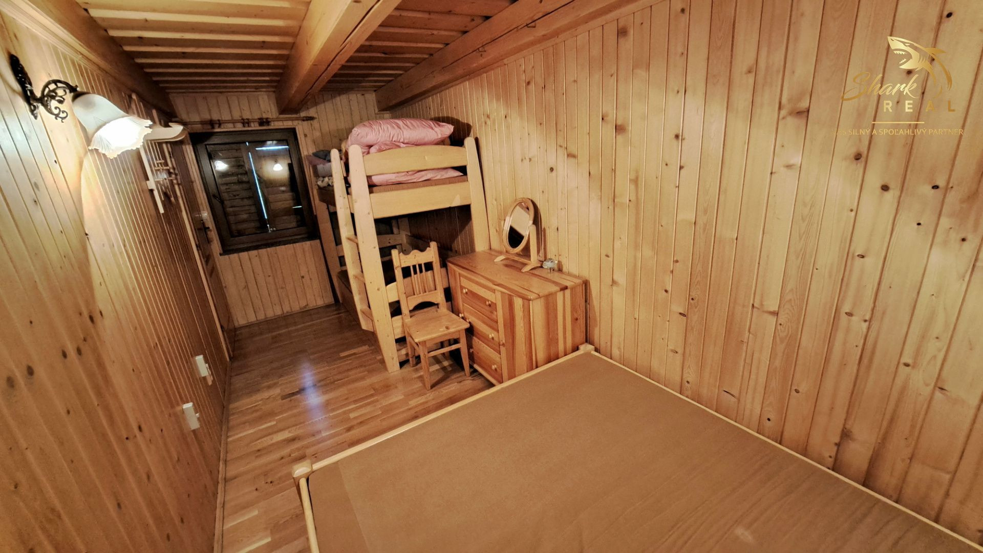 JEDINEČNÁ PONUKA! Rekreačná celoročne obývateľná chata/dom na predaj