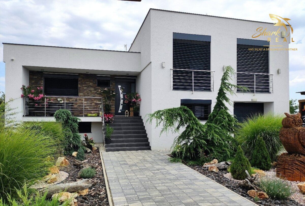 SHARK REAL ponúka výnimočná nehnuteľnosť s bazénom a pozemkom 2500m2