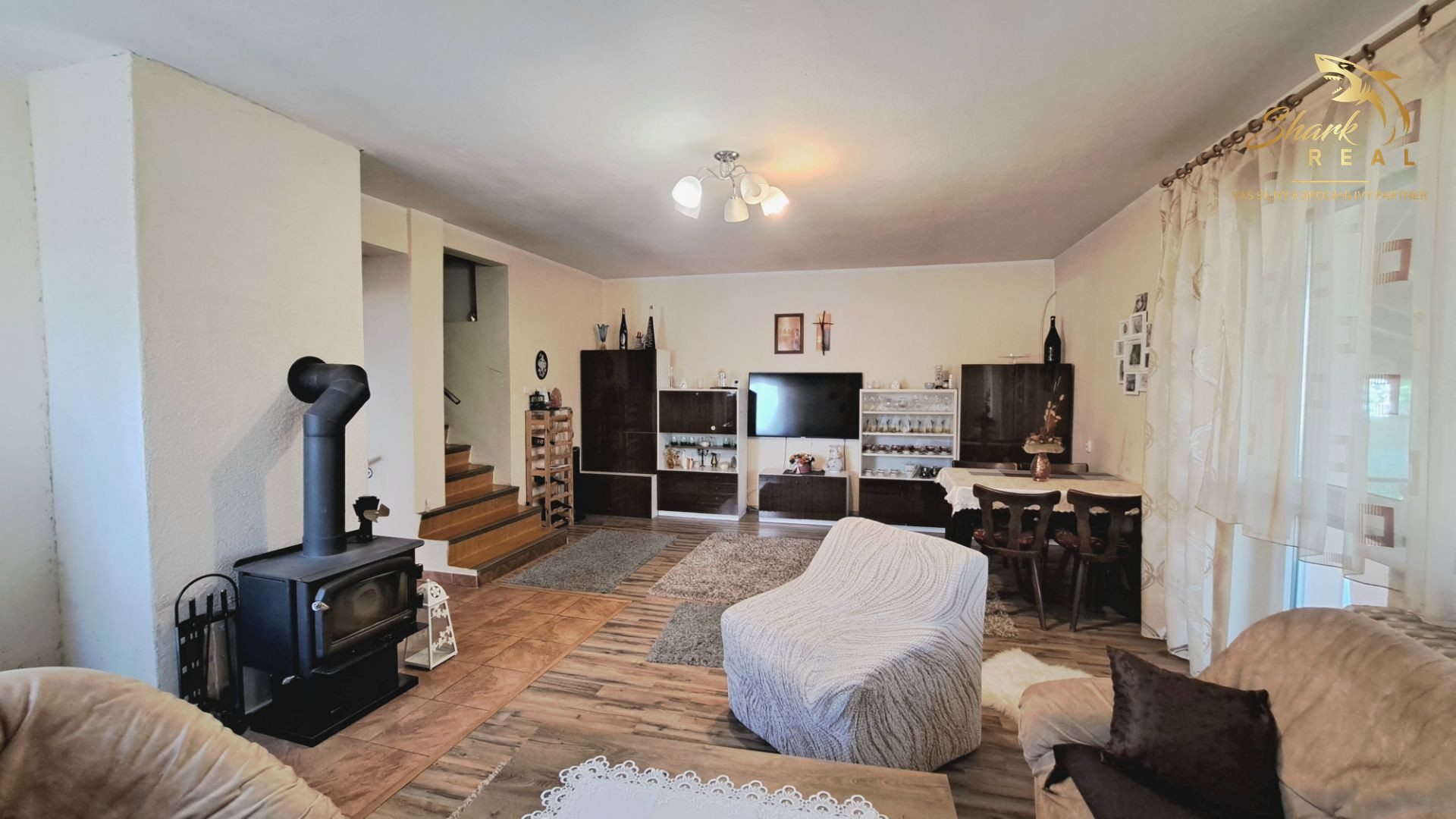 Rodinný dom na predaj + vizualizácia