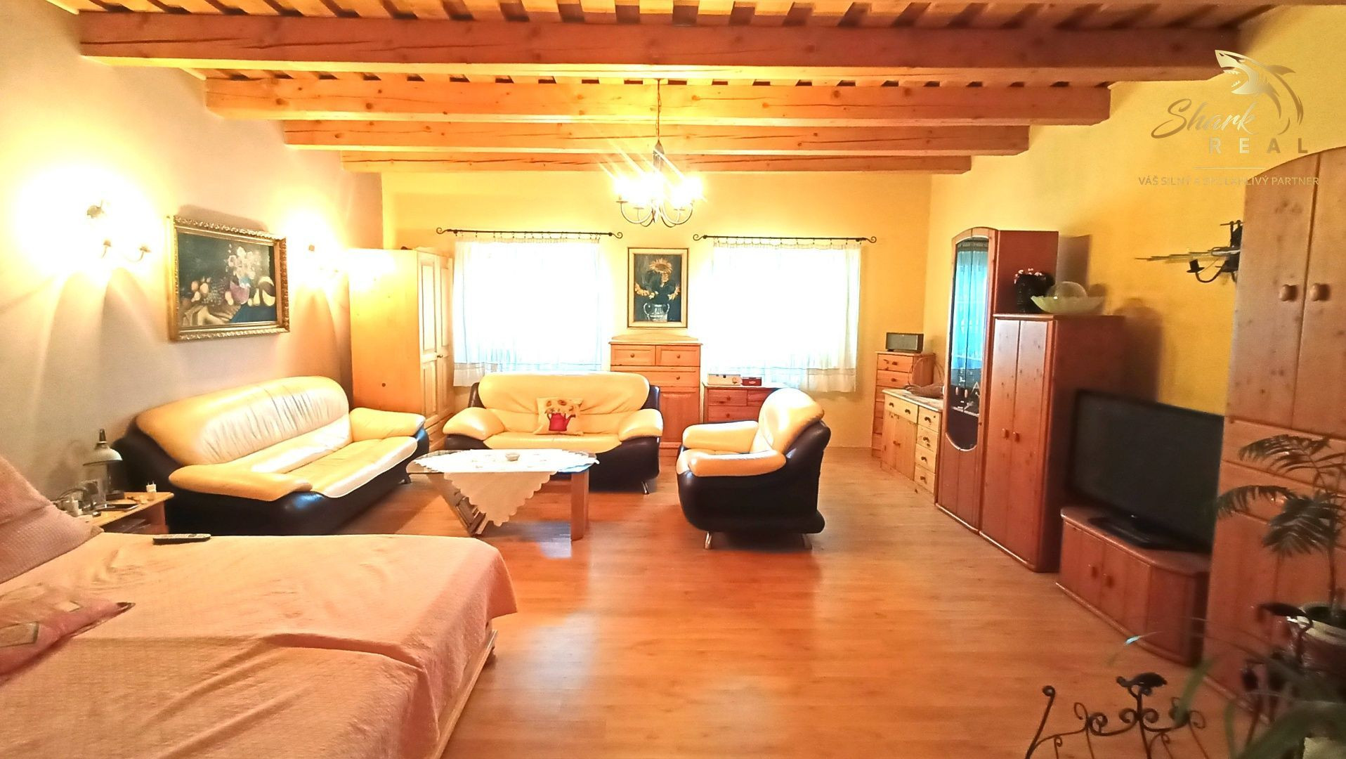 Krásny vidiecky dom s rozsiahlym pozemkom