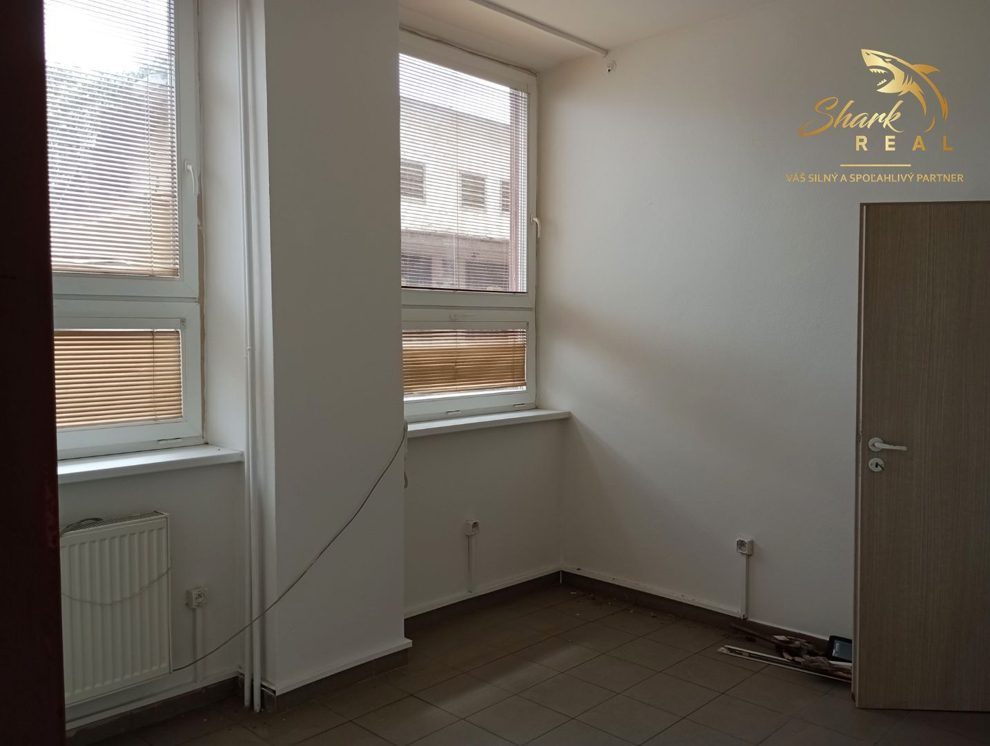 Na prenájom kancelária na prízemí