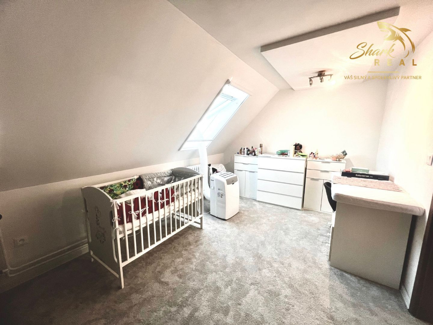 Poschodový dom v tichej lokalite Piešťan