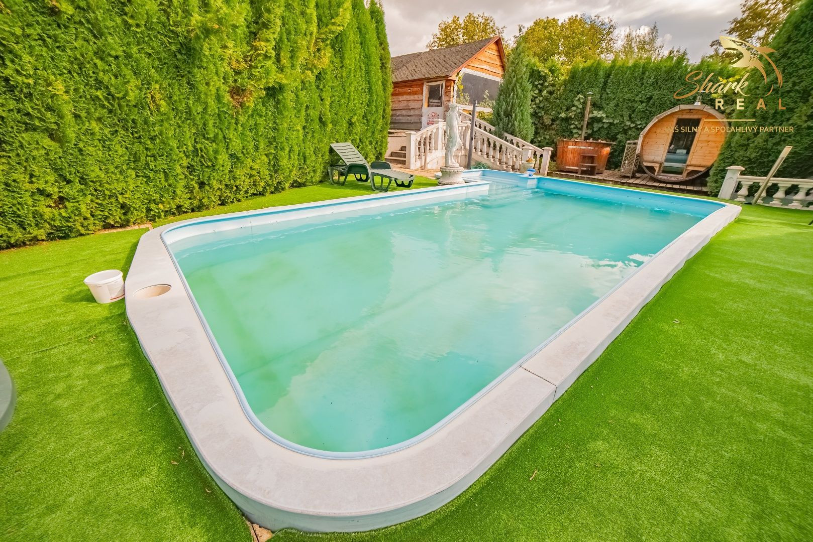 VÝRAZNÁ ZĽAVA! Očarujúci penzión s reštauráciou, bazénom, welness a ihriskom