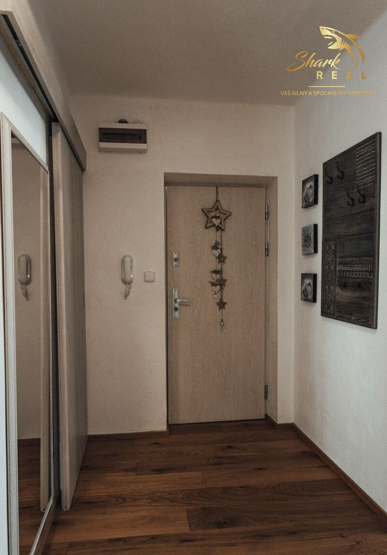 2 izbový byt - TRI VEŽE