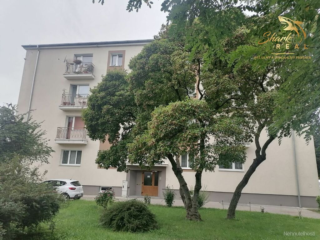 Na predaj priestranný slnečný 3-izbový byt na Krajinskej ulici