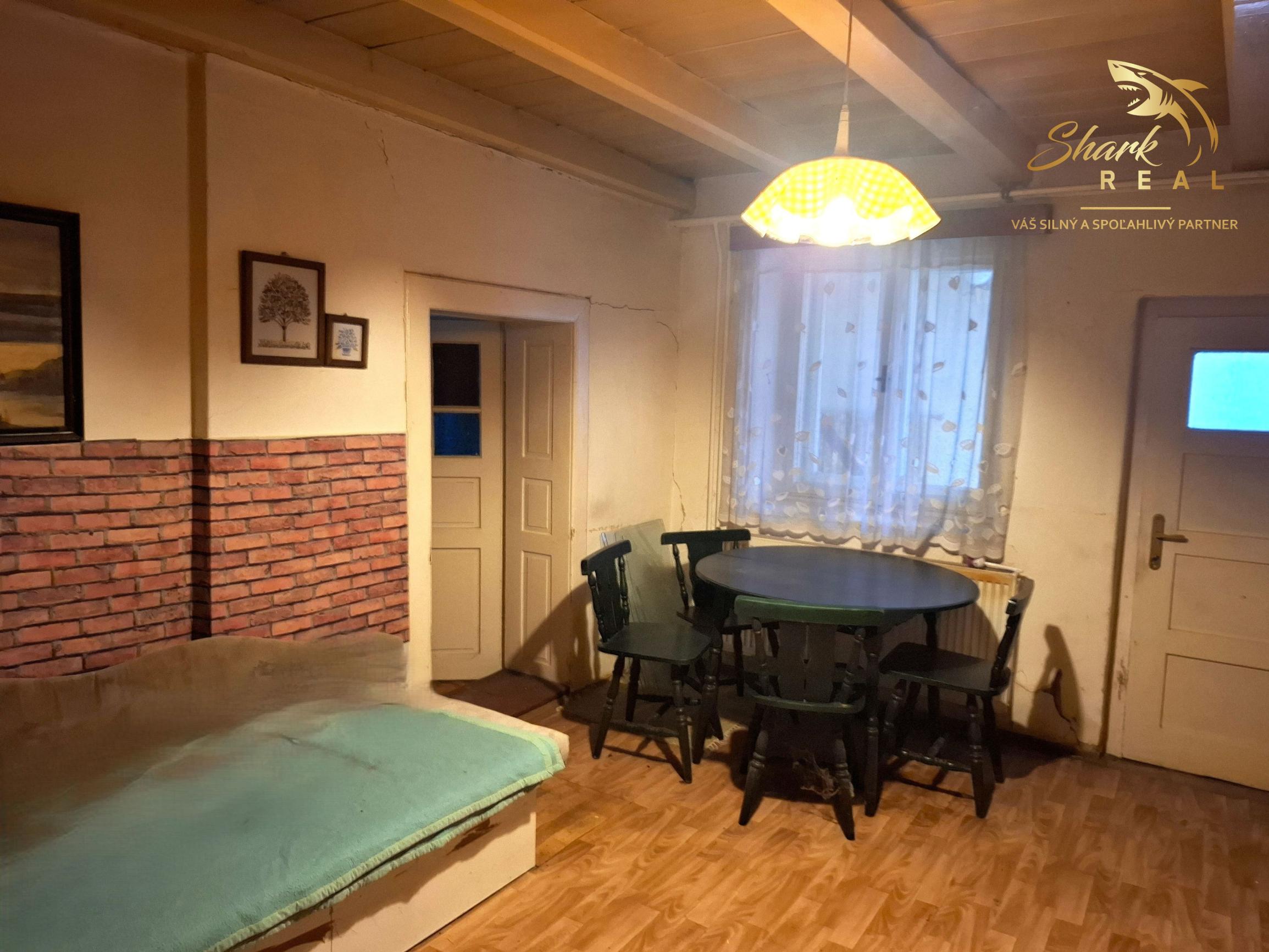 Vidiecky domček v tichom prostredí