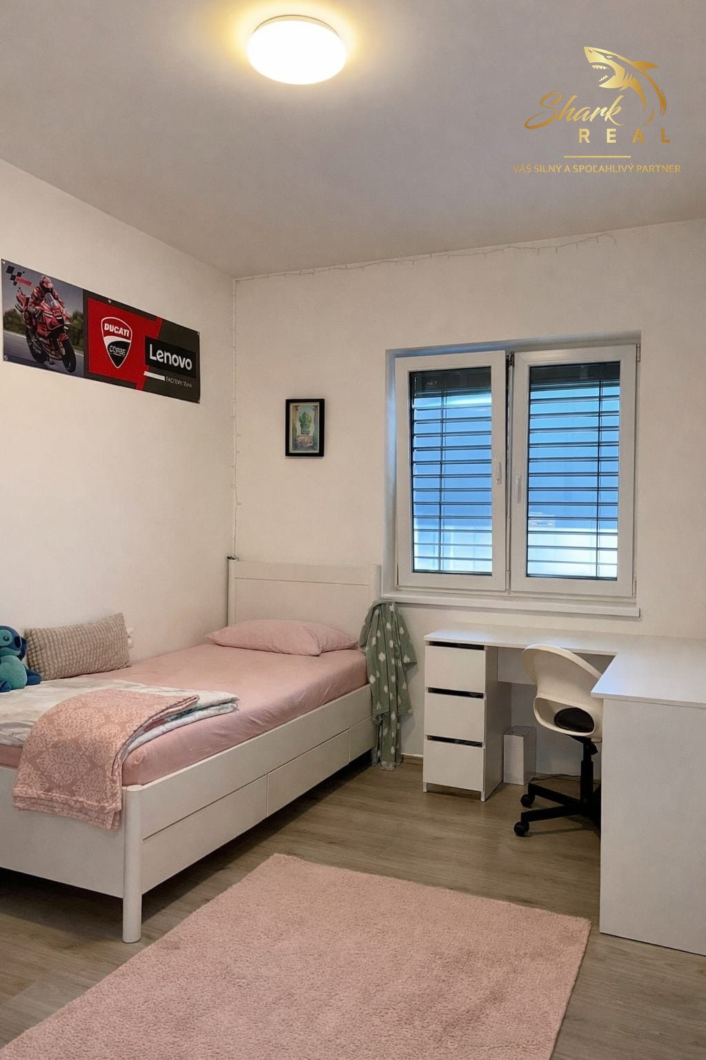 EXKLUZÍVNE NA PREDAJ Moderný 4-izbový rodinný dom – dvojdom | Smreková ulica, Lužianky