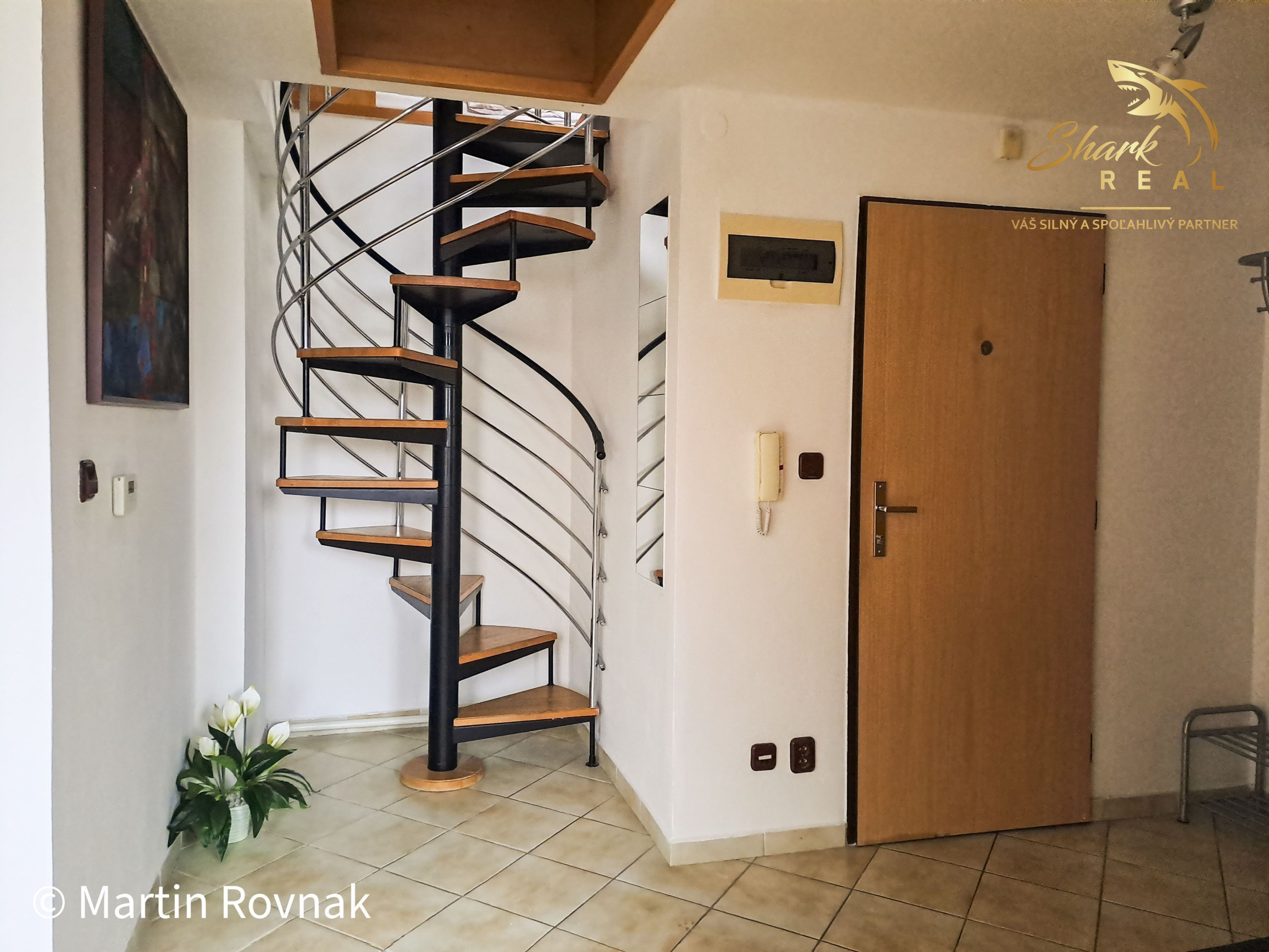 Exkluzívny mezonet na skok od Downtownu - tiché bývanie, ako aj predpripravená investícia