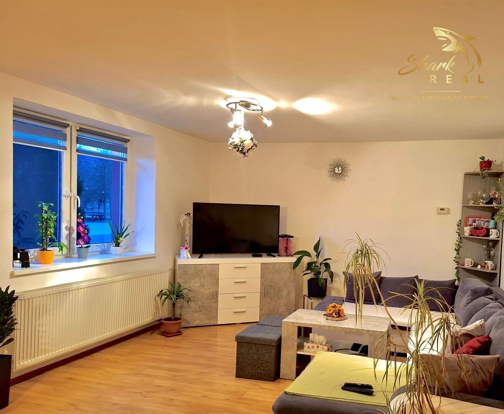 ZNÍŽENÁ CENA - Útulný rodinný dom s veľkou upravenou záhradou