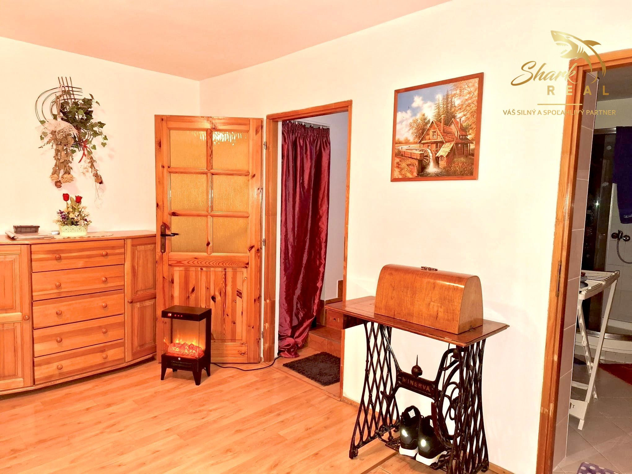 ZNÍŽENÁ CENA - Útulný rodinný dom s veľkou upravenou záhradou