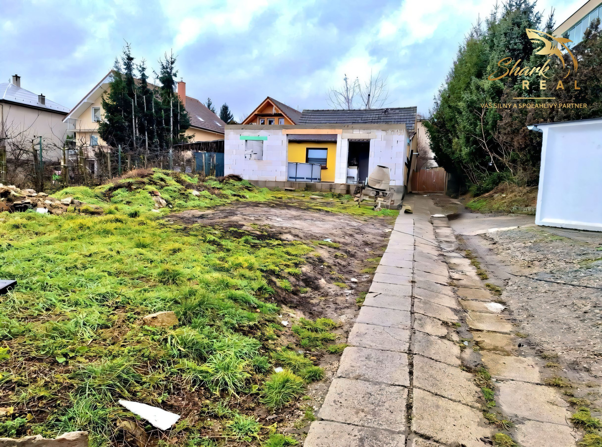 Rozostavaný rodinný domček