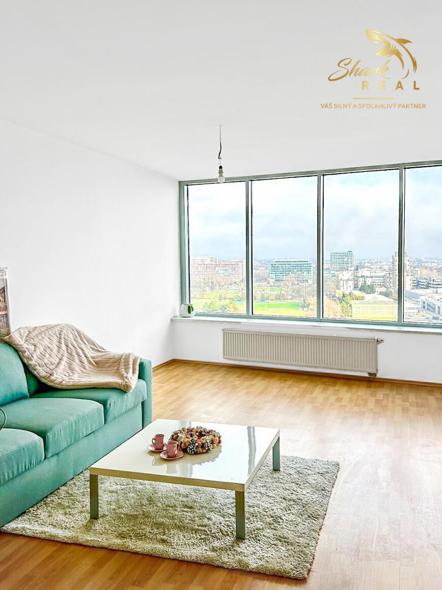 TRI VEŽE - KRASNY SVIEŽI 2i. BYT S PANORAMATICKÝM VÝHĽADOM A VEĽKOU LOGGIOU