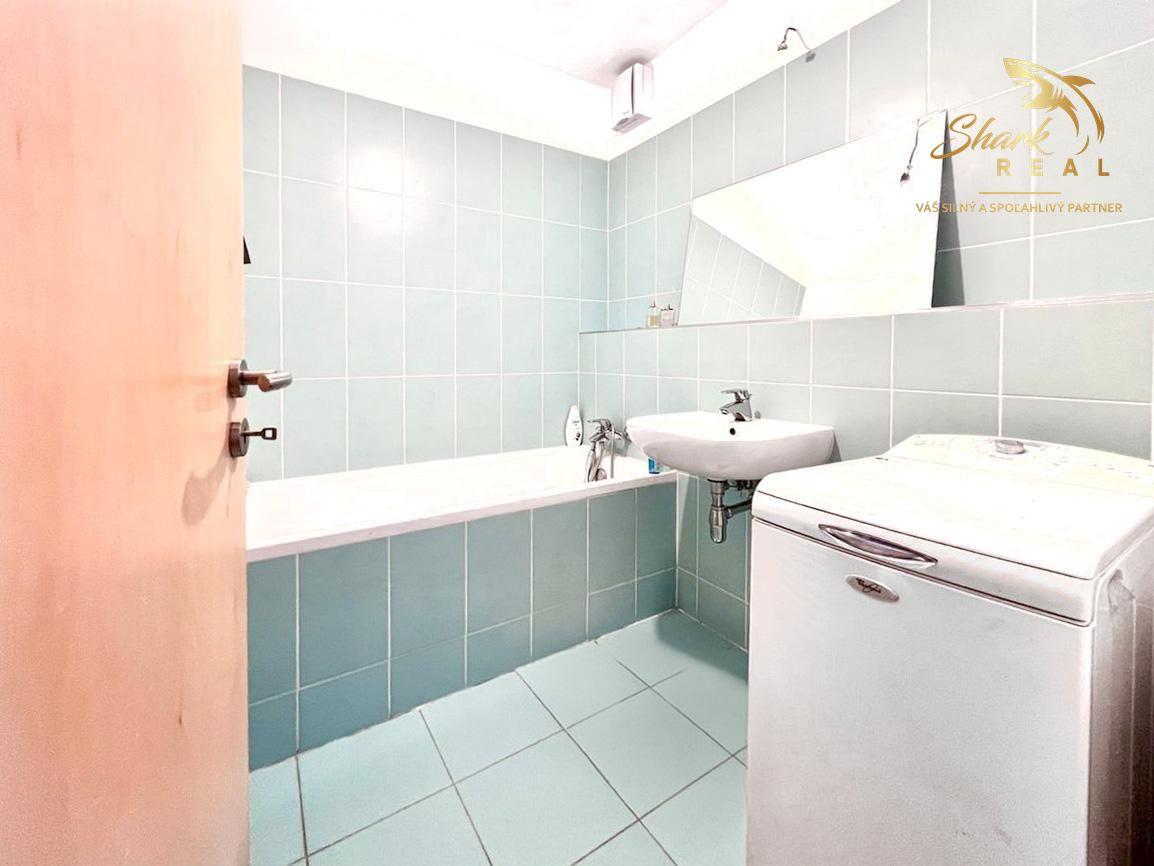 TRI VEŽE - KRASNY SVIEŽI 2i. BYT S PANORAMATICKÝM VÝHĽADOM A VEĽKOU LOGGIOU