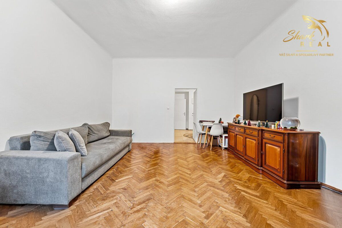 Rezervované - Priestranný 3-izbový byt v srdci Starého Mesta na Grosslingovej