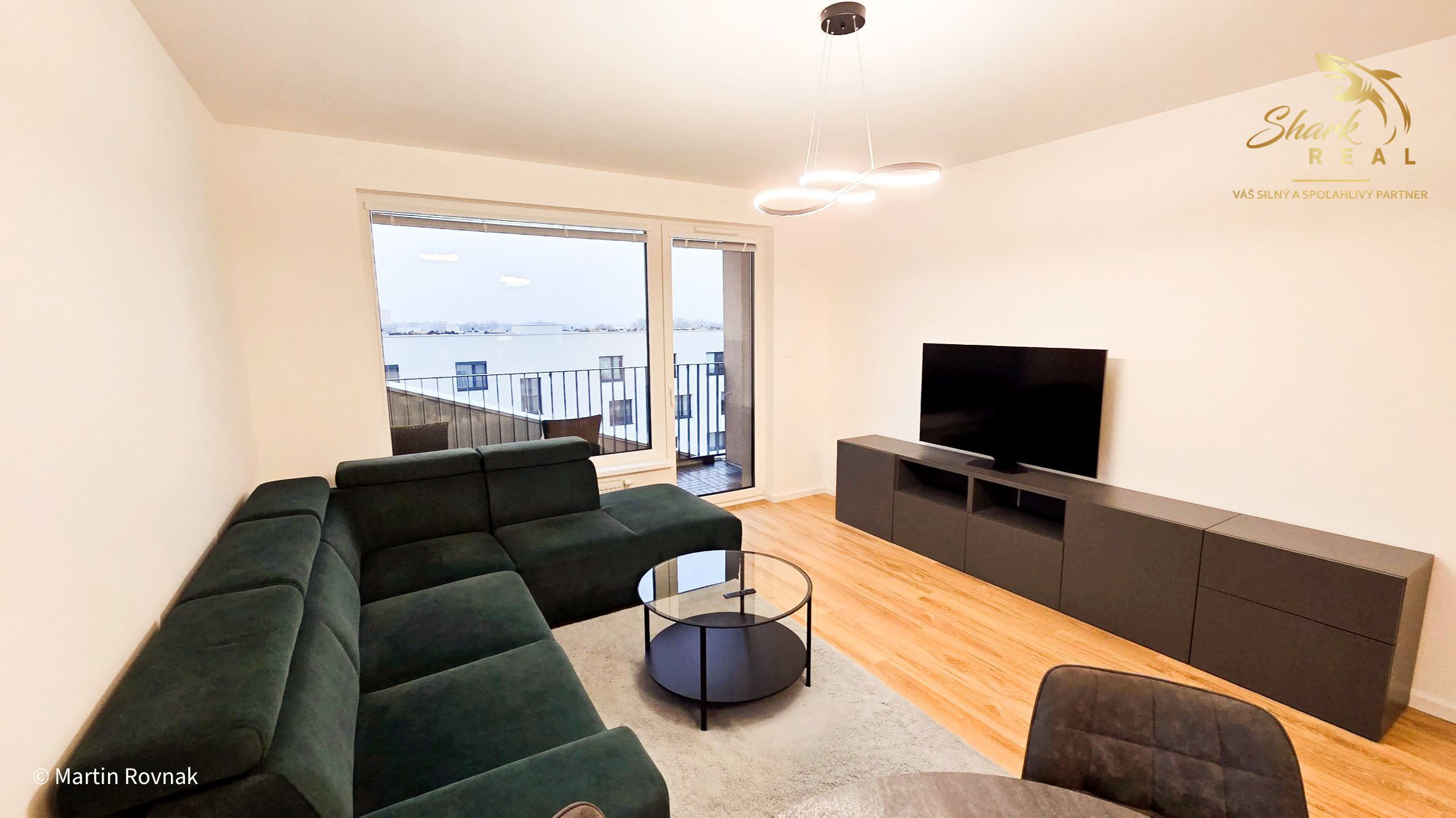 Priestranný 3-izbový byt v novostavbe Kopčianka s parkovaním v cene