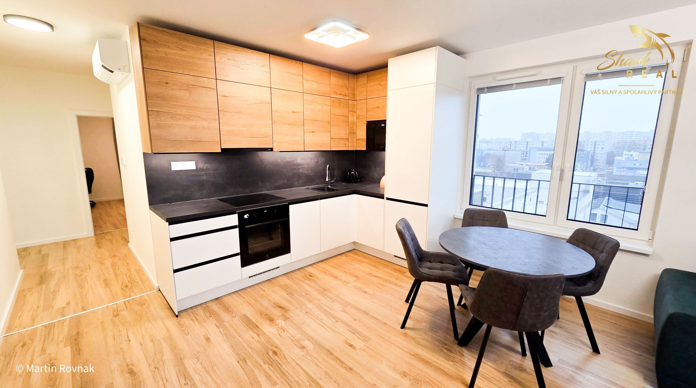 Priestranný 3-izbový byt v novostavbe Kopčianka s parkovaním v cene