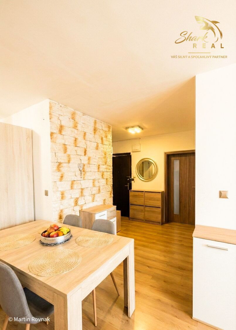 Komfort novostavby s parkovaním a skvelou dostupnosťou