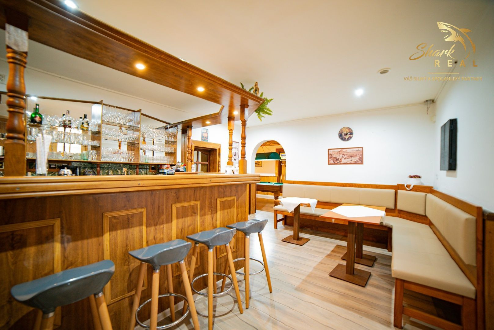 Na prenájom očarujúci penzión Dahlia s vynikajúcimi recenziami, reštauráciou, welness a ihriskom