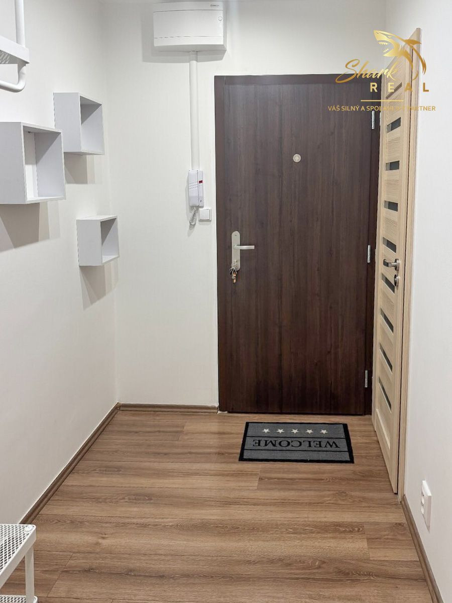 NA PRENÁJOM svetlý 2-izbový byt na ul. Scherera v Piešťanoch