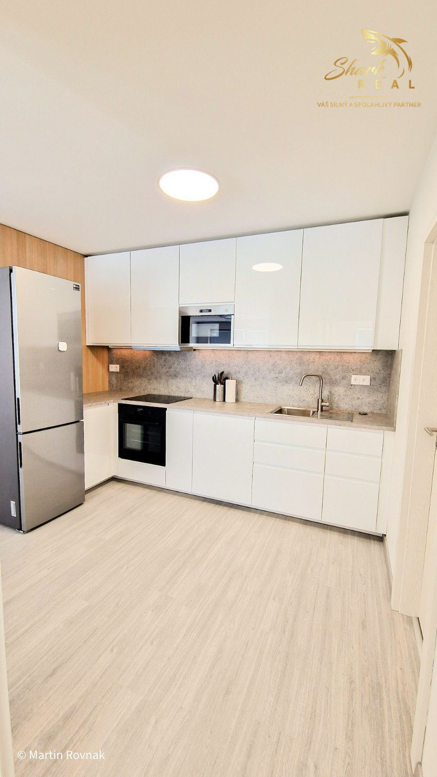 Moderný 2i byt s terasou 12,5 m² a výhľadom na zeleň