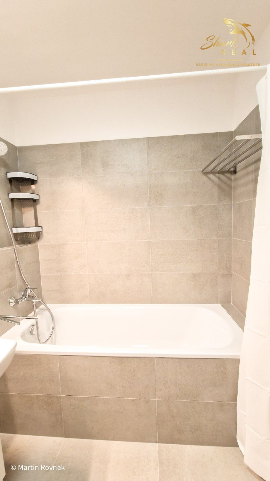 Moderný 2i byt s terasou 12,5 m² a výhľadom na zeleň