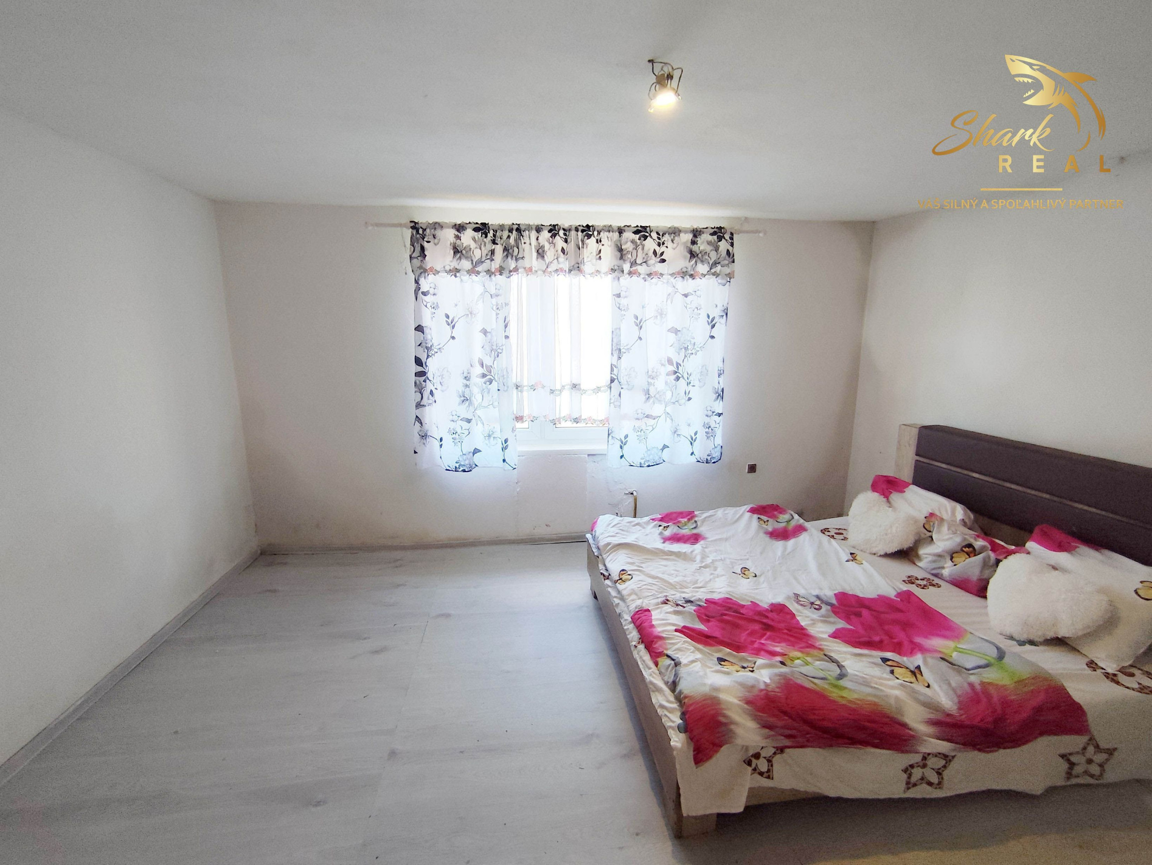 Novinka! Menší dom s rozsiahlym pozemkom v TOP lokalite