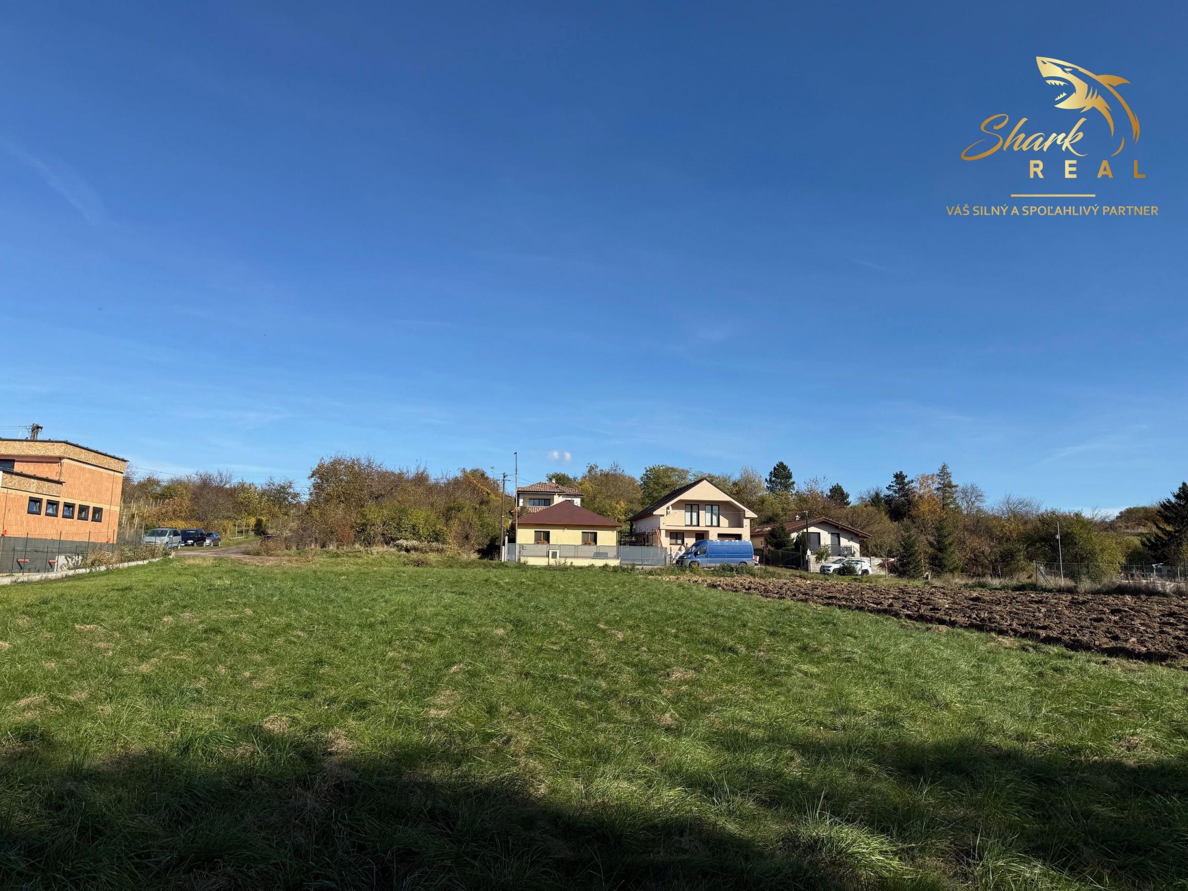 POZEMOK pre Rodinný dom_ ZVONČÍN