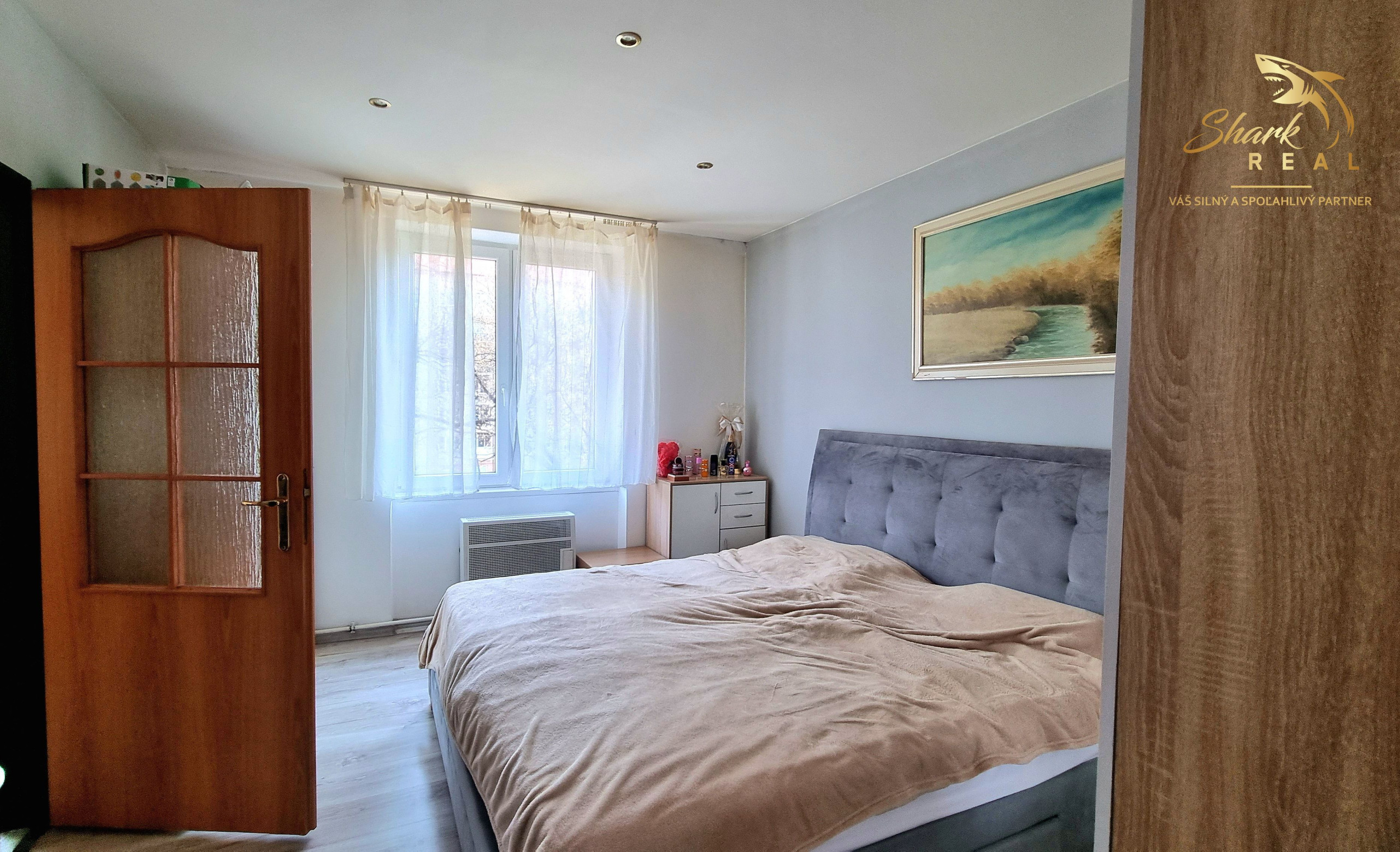 Zrekonštruovaný 2-izbový byt v centre mesta Trebišov – 52 m²