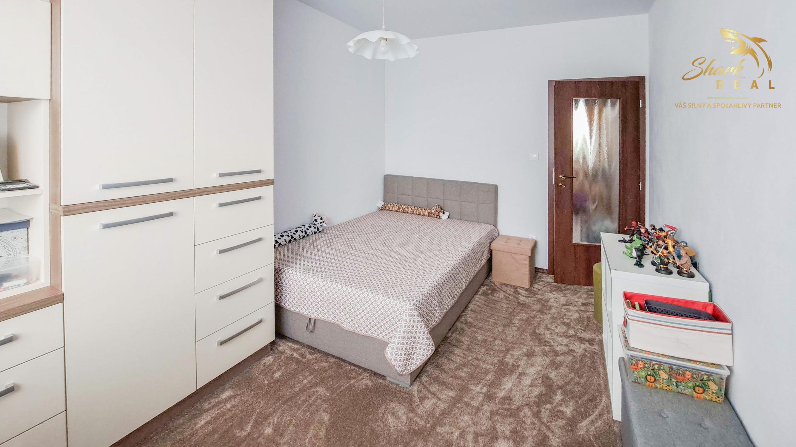 Zariadený 3 izbový byt - JUH