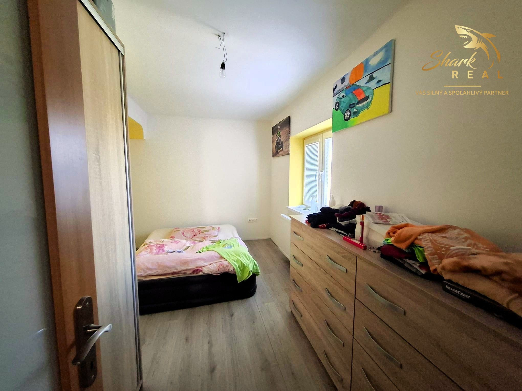 Rodinný dom v tichej ulici 