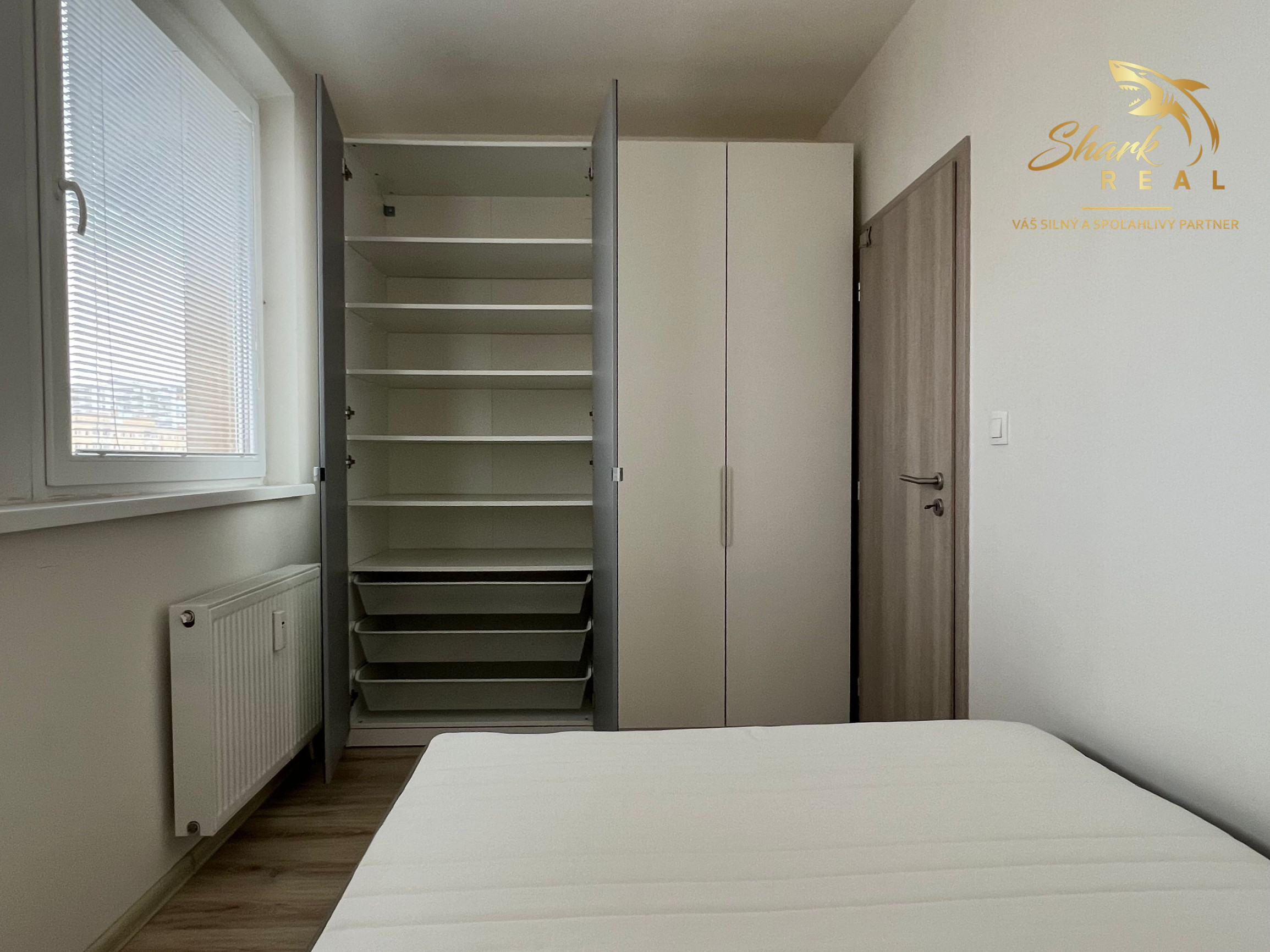 Prenájom 2-izbového bytu v blízkosti električky – Farského