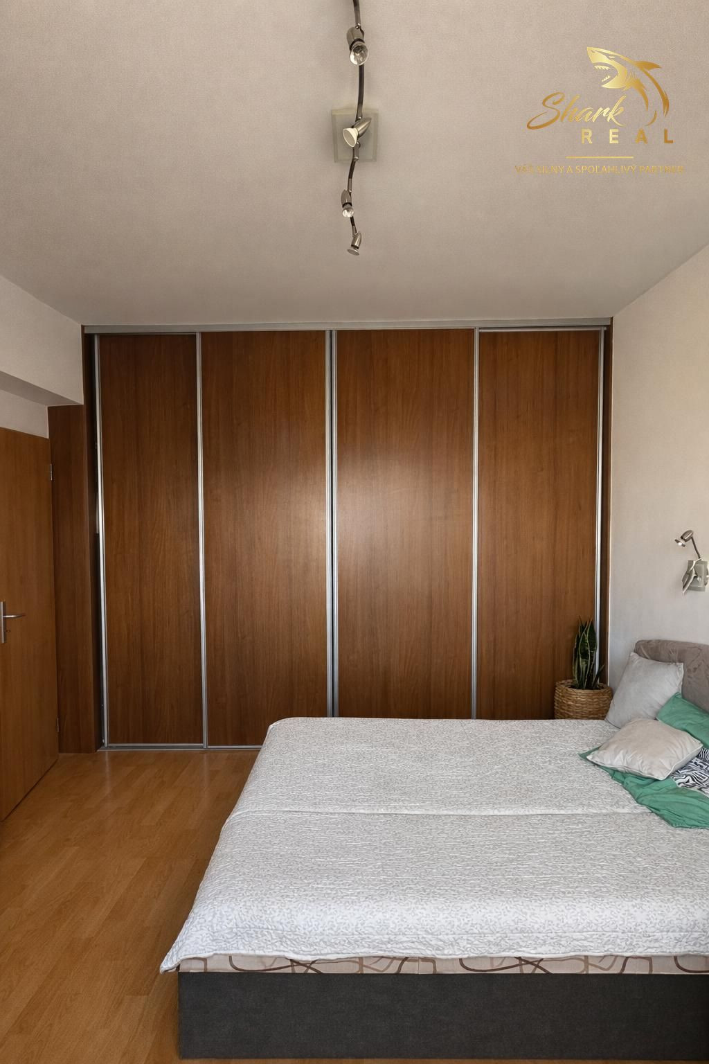 Prenájom 3-izbového bytu s balkónom na začiatku Záhradníckej