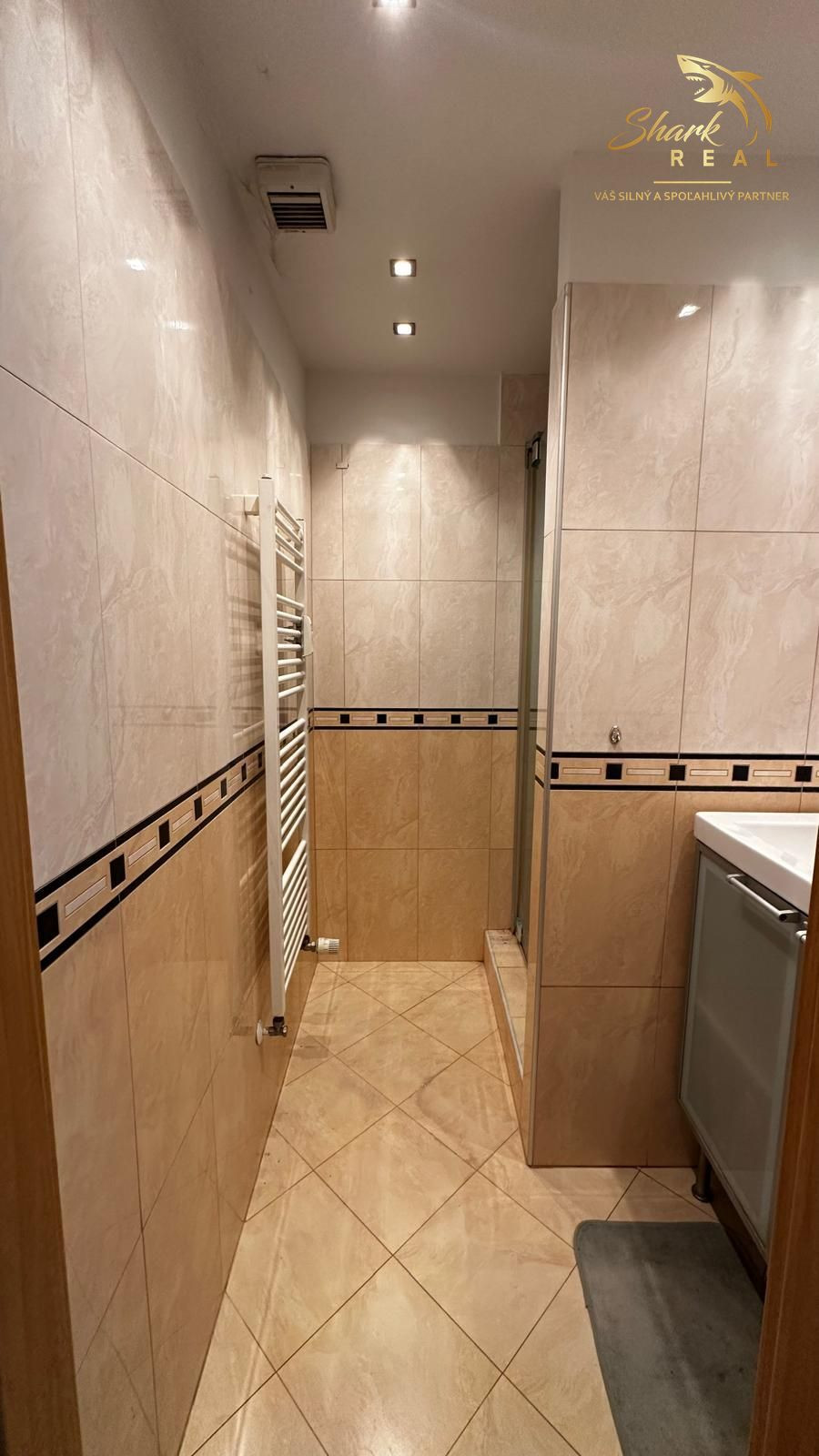 Prenájom 3-izbového bytu s balkónom na začiatku Záhradníckej