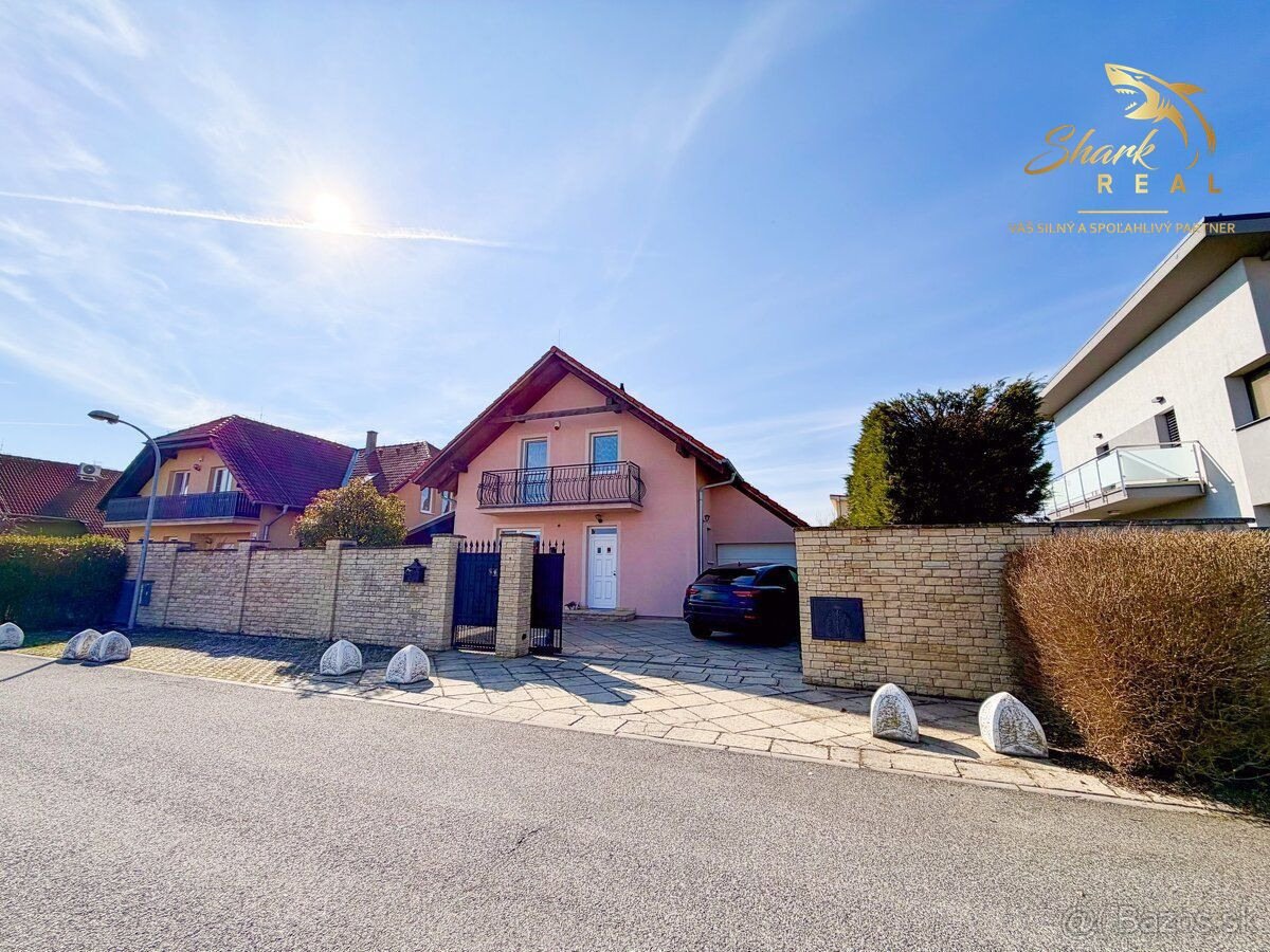 Priestranný 6izbový rodinný dom