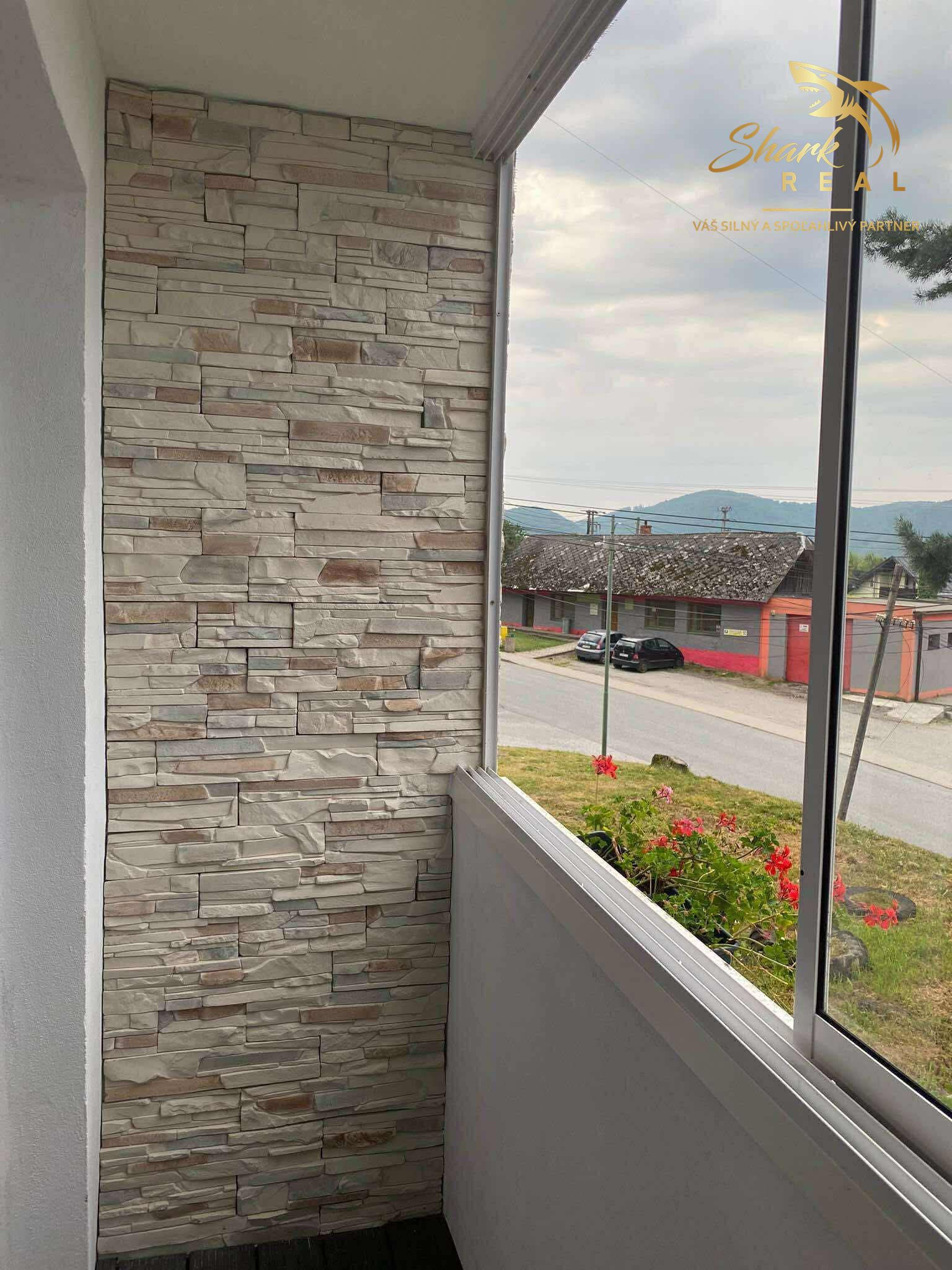 Na predaj 3 - izbový byt kompletne zariadený