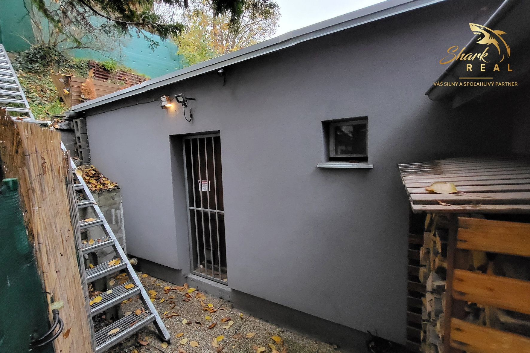Pokojné bývanie pri vode, obklopené prírodou - len pár minút od mesta