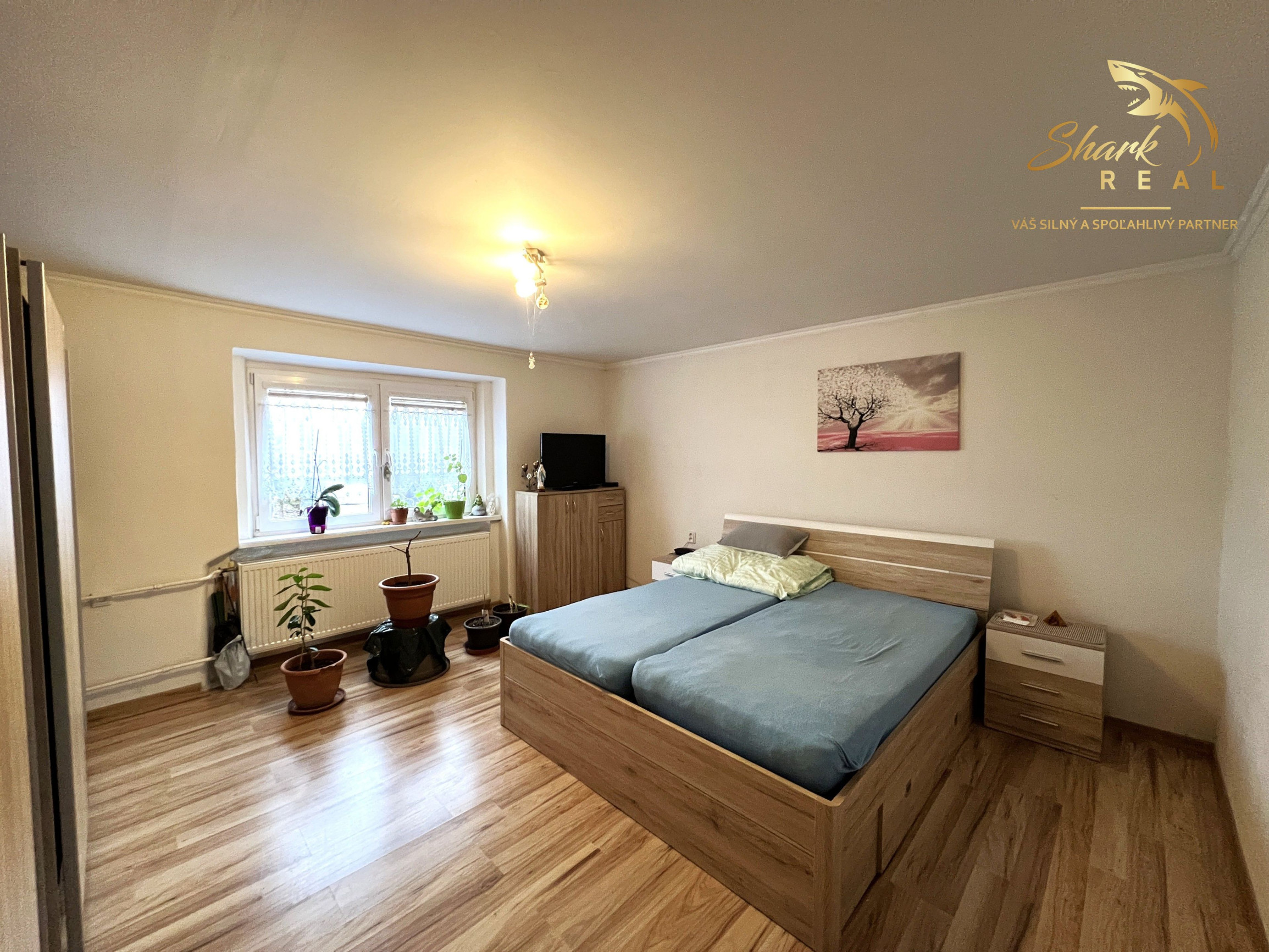 EXKLUZÍVNE - Priestranný a udržiavaný 5 izbový rodinný dom na okraji obce