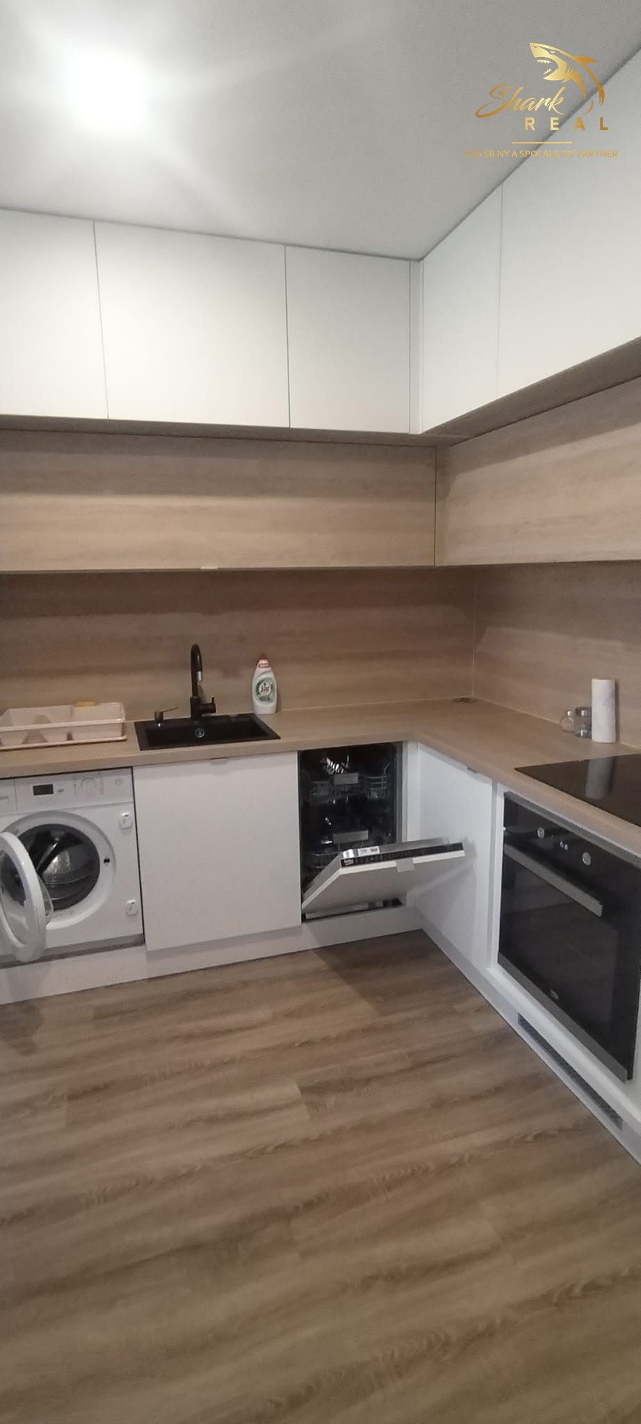 Moderný 2-izbový byt – Royova ulica, Piešťany