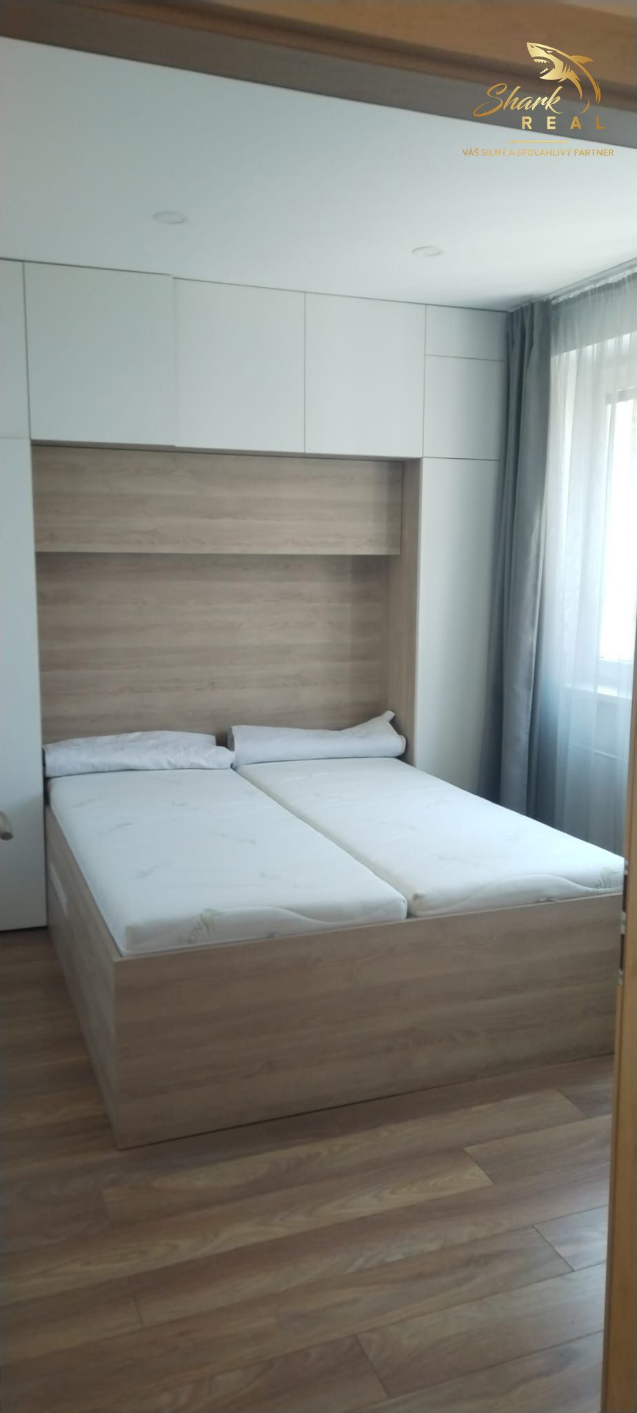 Moderný 2-izbový byt – Royova ulica, Piešťany