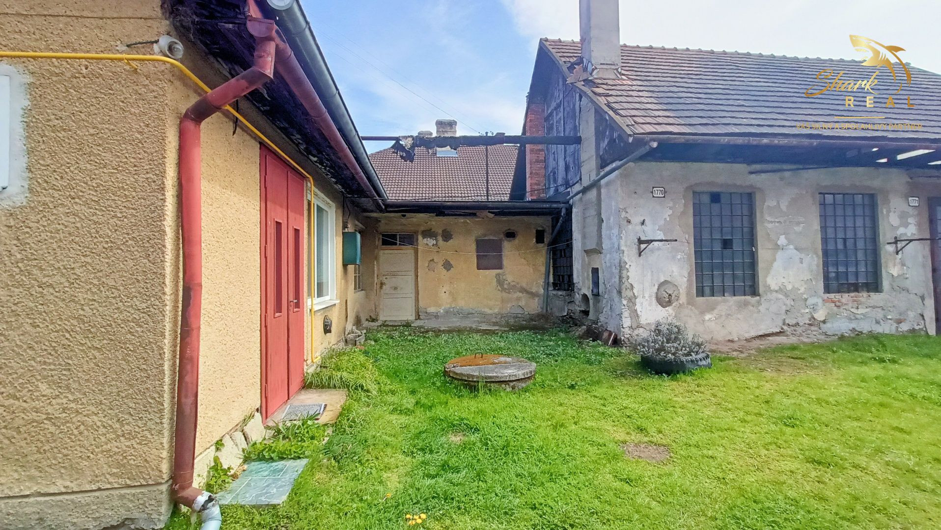 Dva rodinné domy na predaj v centre Žarnovice