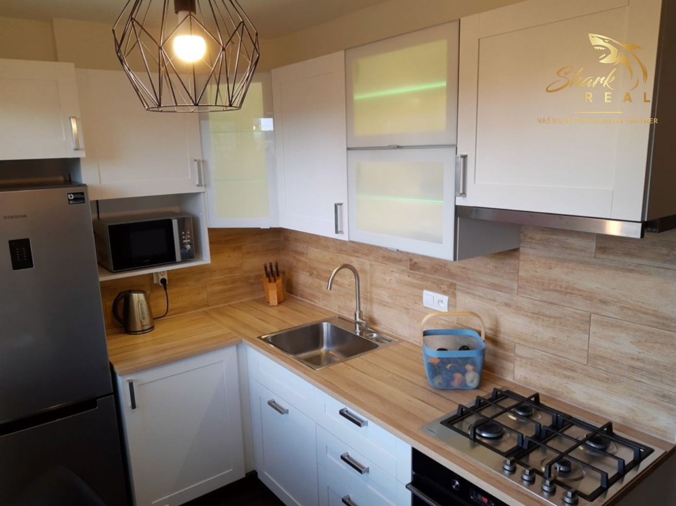 SHARK REAL vám ponúka prenájom pekného 1i bytu v Dúbravke