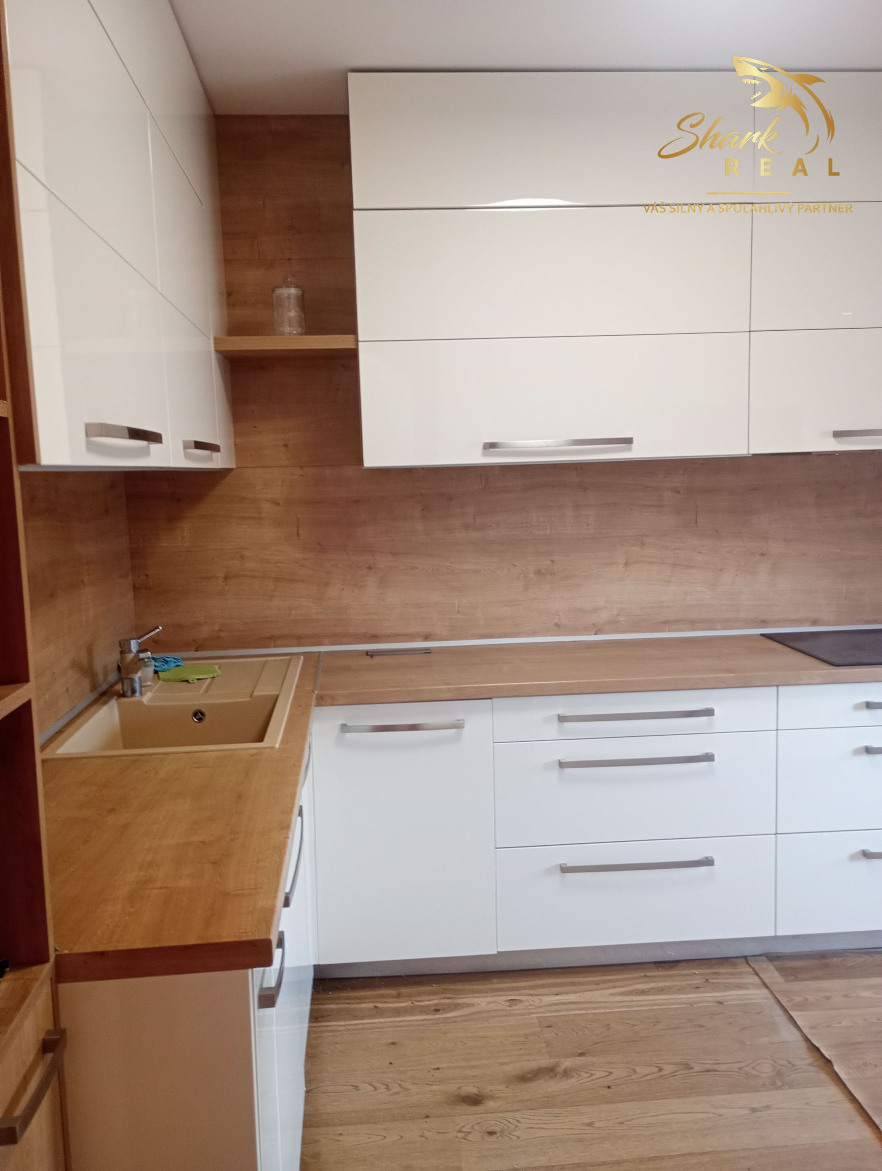 Na predaj 7 izbový rodinný dom s krásnou záhradou