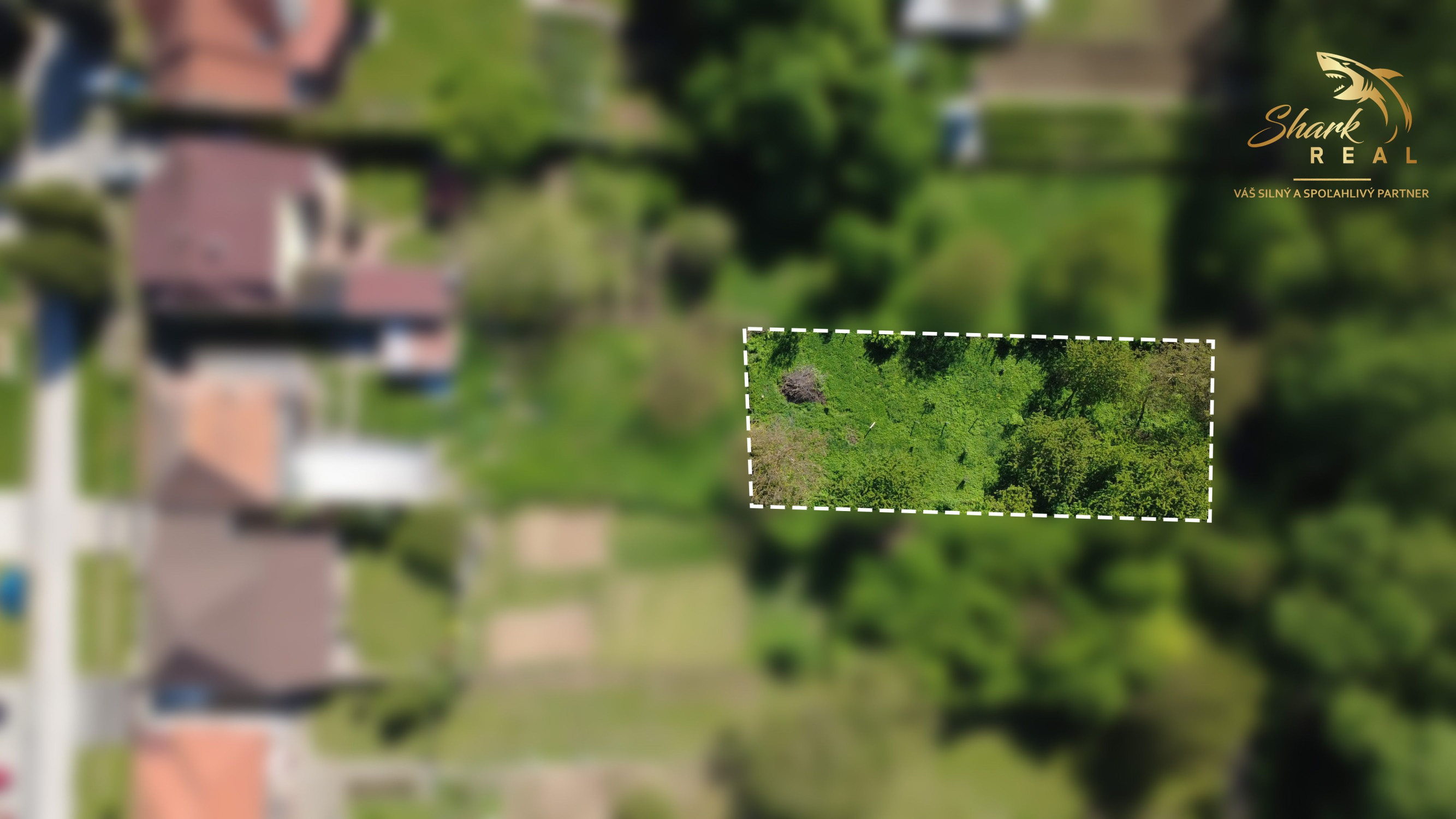 ZÁHRADA 776 m2 _ Predaj _ Suchá nad Parnou